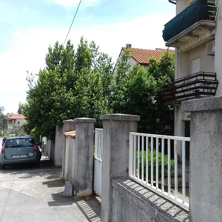 Edita Apartment *